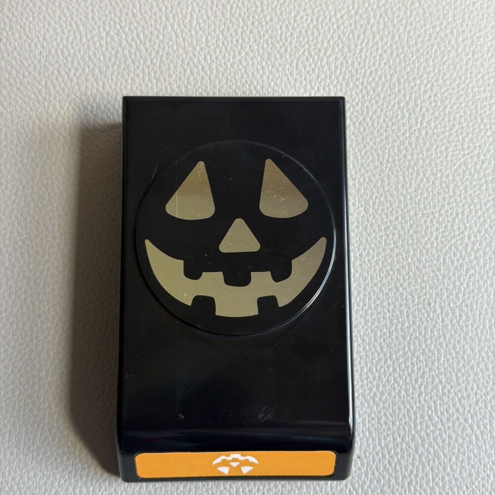 EK MARTHA STEWART Pumpkin Jack O' Lantern Craft Paper Punch Fall Halloween